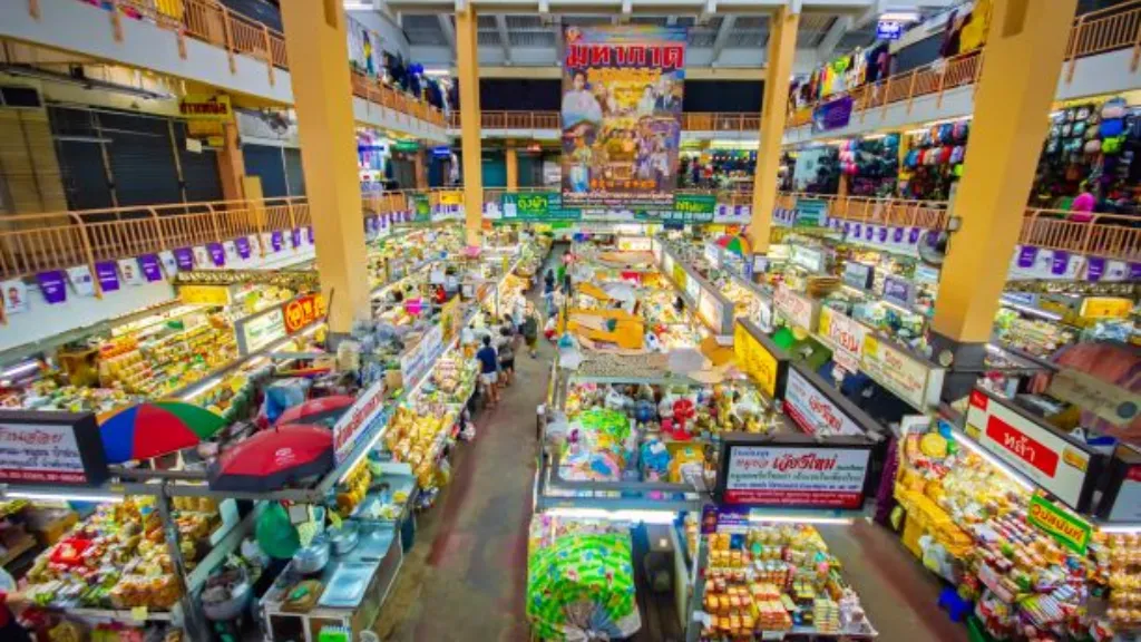 Warorot Market – Chiang Mai, places for shopping in Thailand