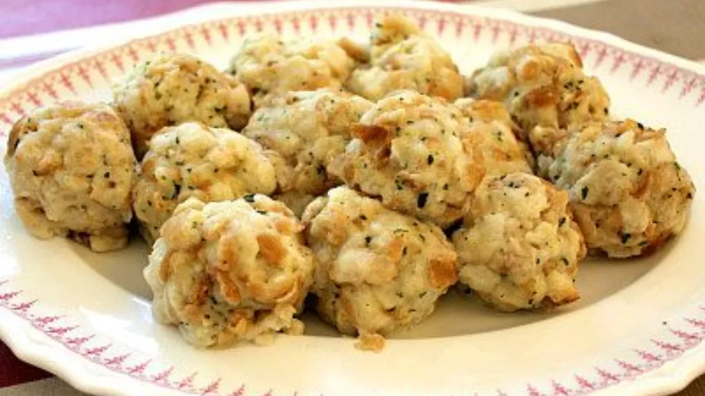 Knödel: Versatile Dumplings, Austrian food