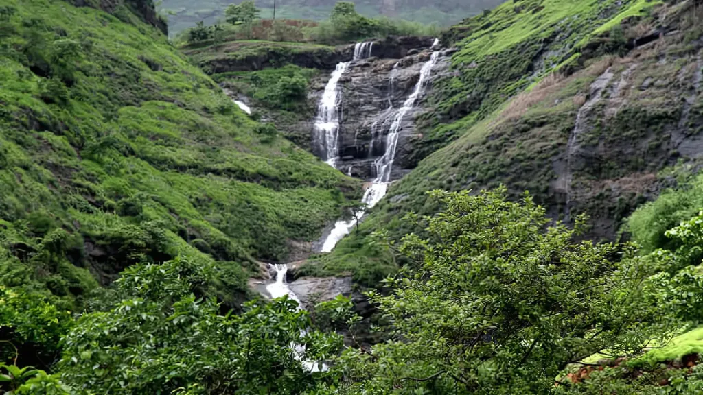 Bhivpuri Waterfall, places to visit in Karjat