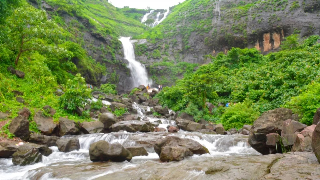 Karjat Waterfall, places to visit in Karjat